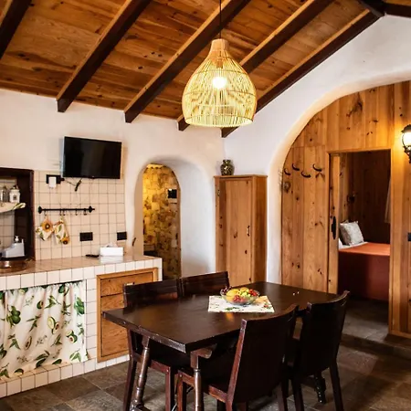 Casa In The Clouds *